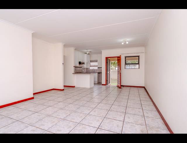2 BEDROOM APARTMENT FOR SALE IN PAULSHOF